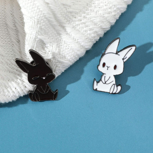 Black And White Bunny Creative Brooch
