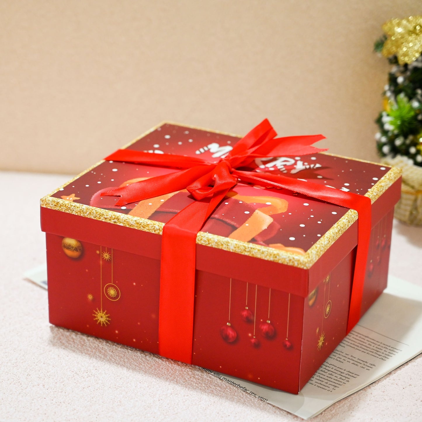 6pcs Christmas Original Gift Box - Dog Toys & Lifestyle Gadgets Holiday Gift Set