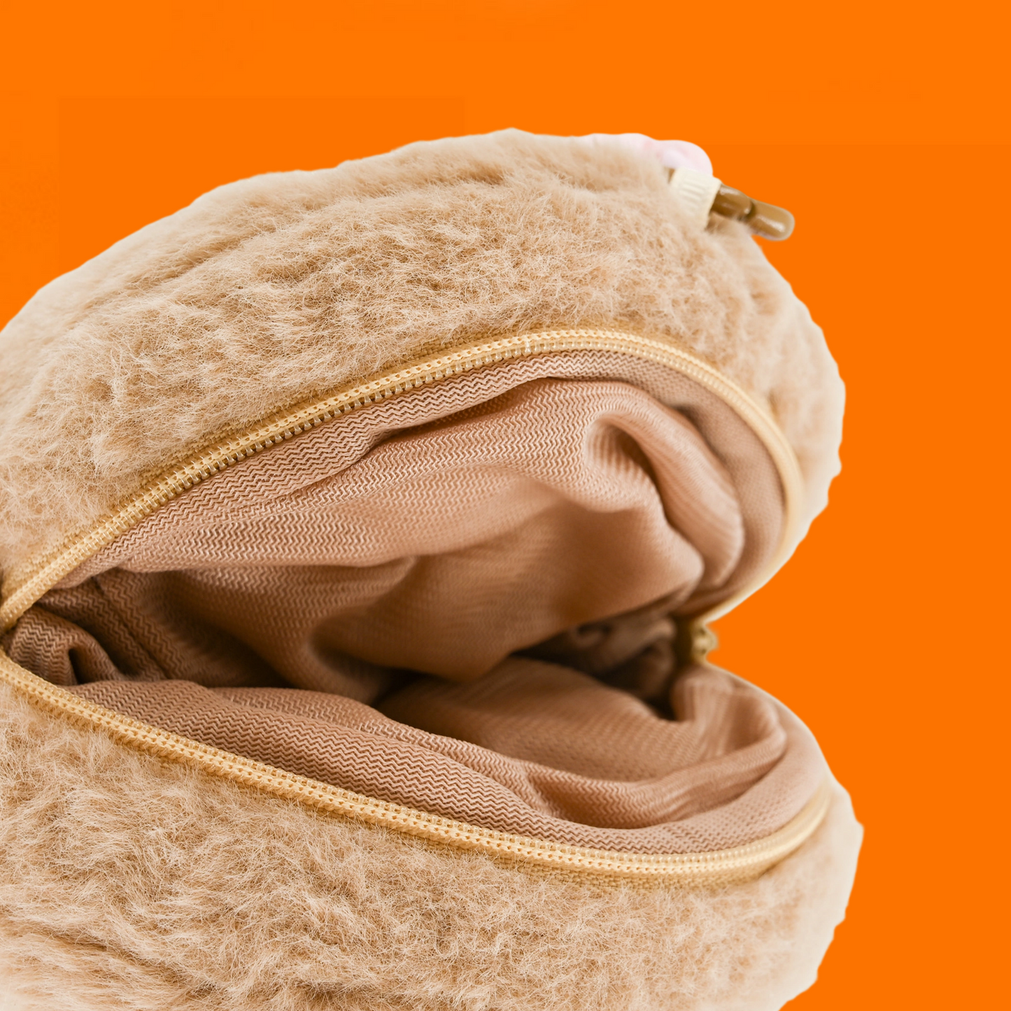 GaoPengToy | 7.5" Dapper Ginger Quirky Plush Gingerbread Man Coin Purse & ID Holder