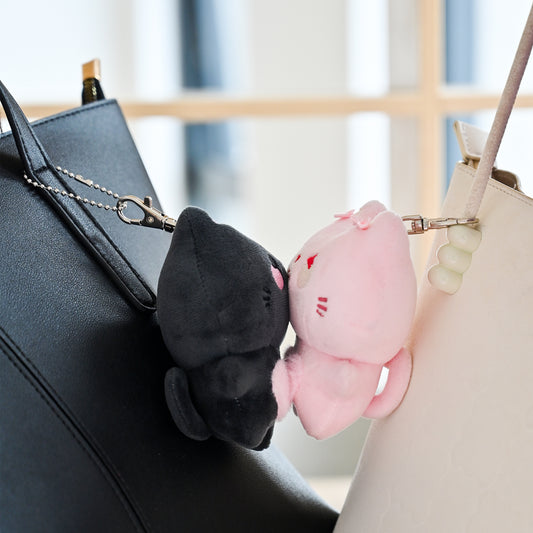Kawaii Couple Cat Keychain,Magnetic Plush Key Ring Gift for Valentine's Day Girlfriend Boyfriend,Sweethearts Bag Charm